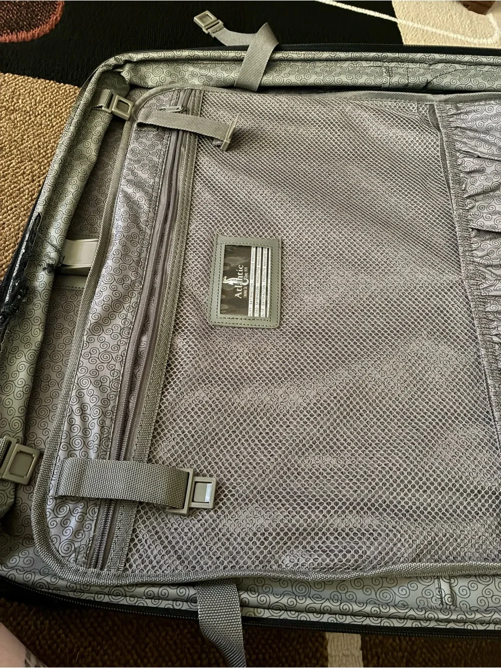 Men's Black Travel Roller Duffel Bag - Classic Black